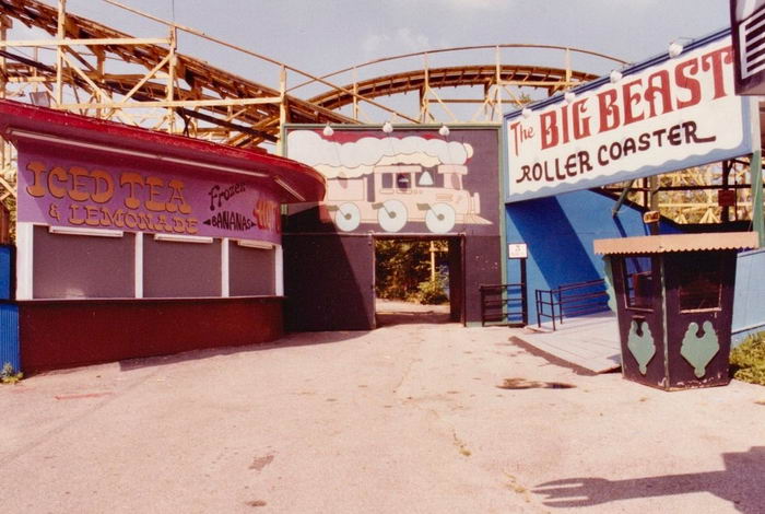 Edgewater Park - 1981 Photo Edgewater Park (newer photo)